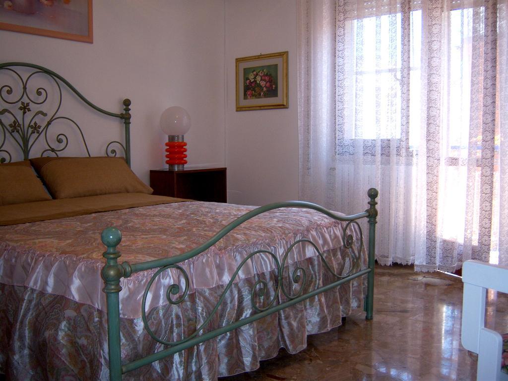 Bed And Breakfast Geckos Brindisi Exterior photo