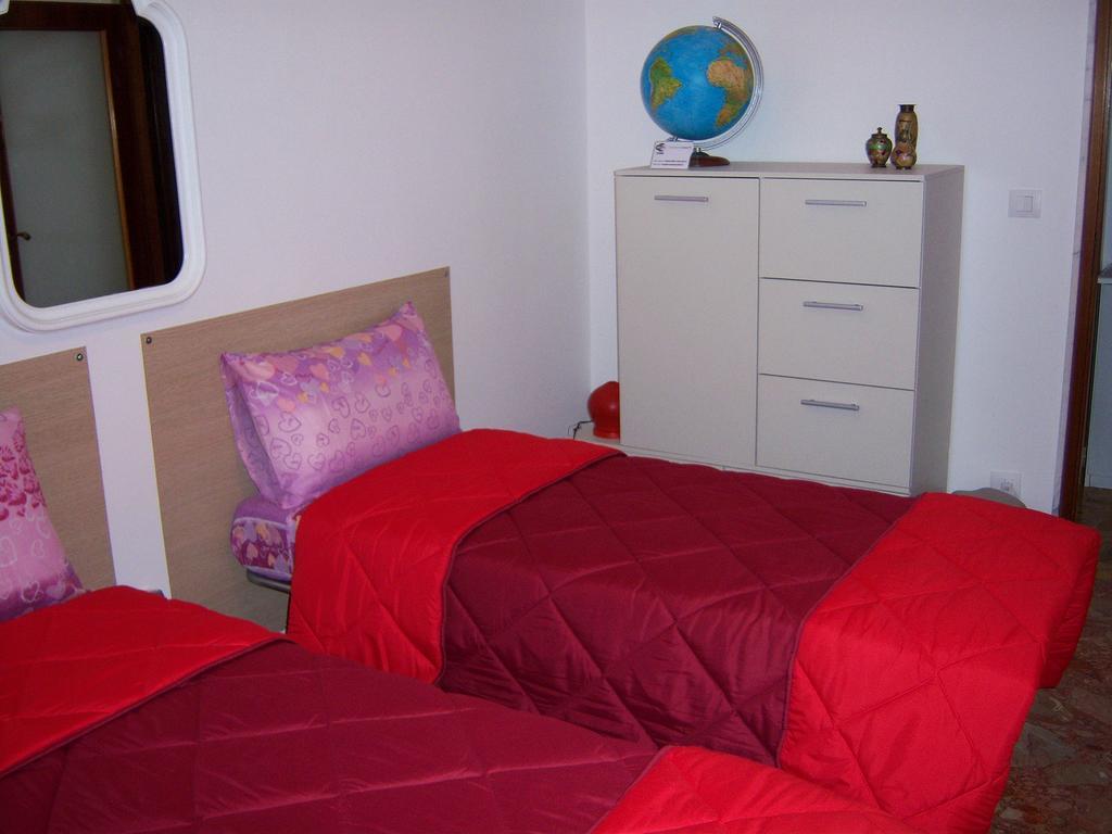 Bed And Breakfast Geckos Brindisi Exterior photo